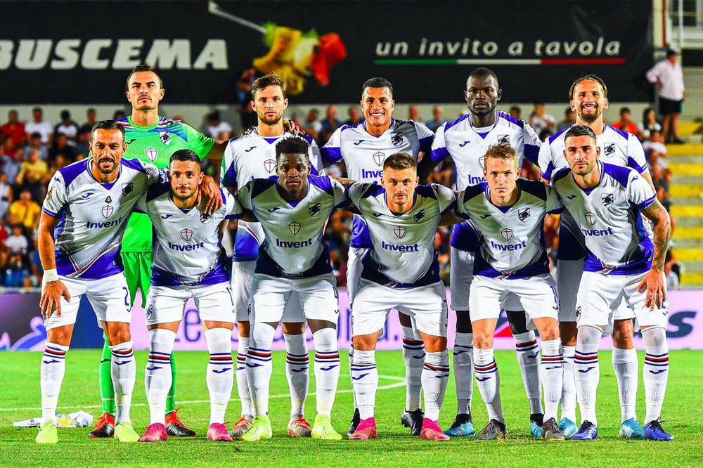 包含新赛季我们将身披冠军徽章征战联赛，的词条