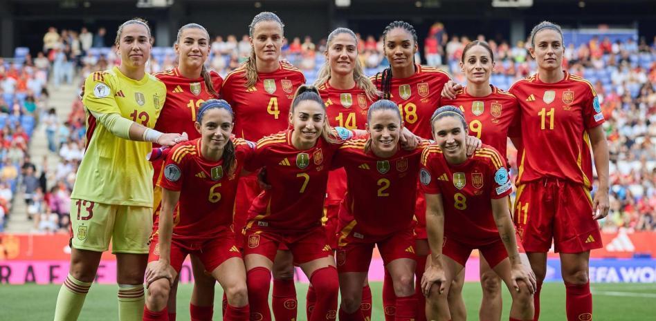 女足欧洲杯VAR介入时间比男足欧冠快两倍的简单介绍