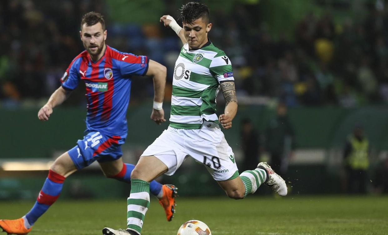 关于土媒集体传递穆里尼奥的不满，欧冠报名剩10天，的信息