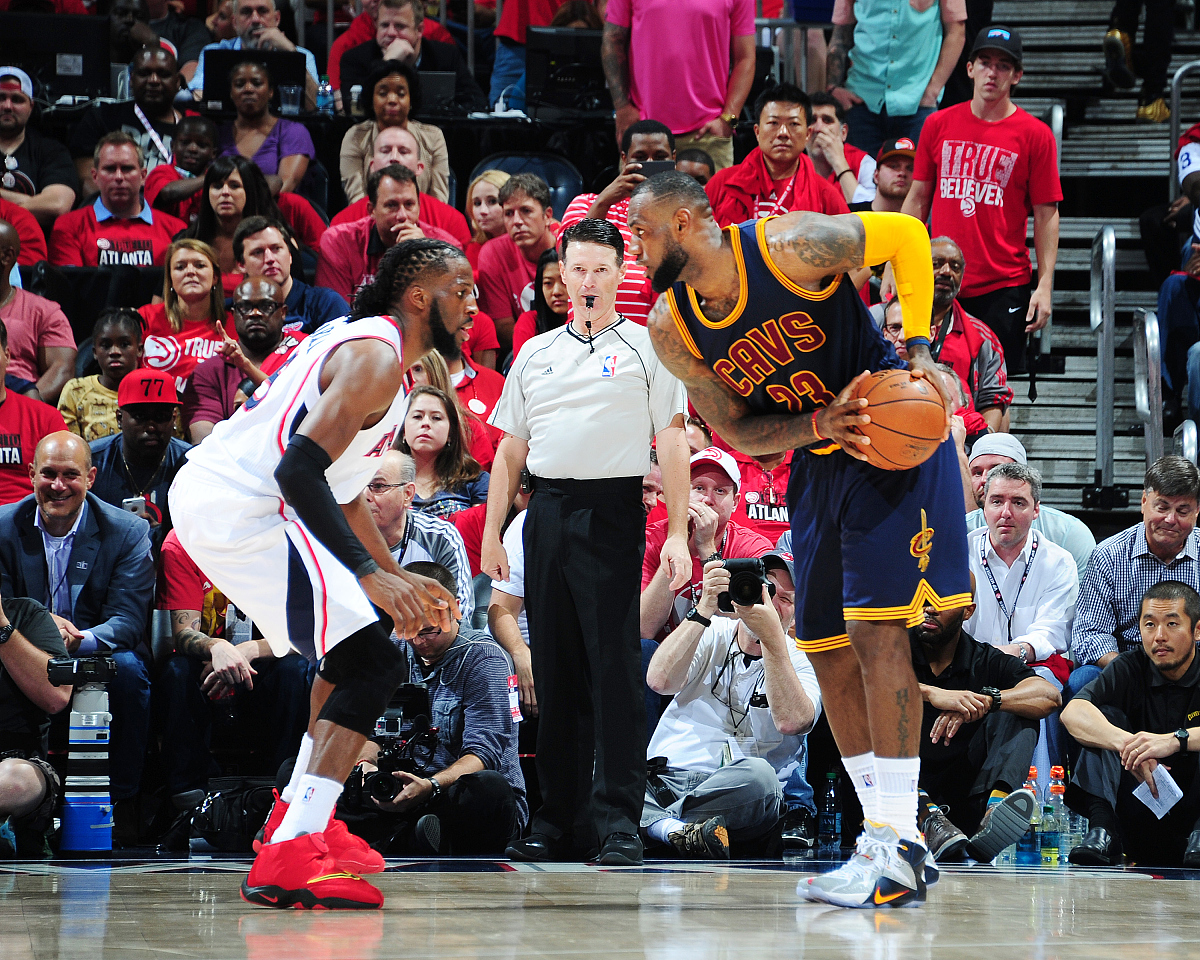 包含NBA全明星票选首阶段:东契奇第一,詹姆斯仅西部第九的词条 包含NBA全明星票选首阶段:东契奇第一,詹姆斯仅西部第九的词条
