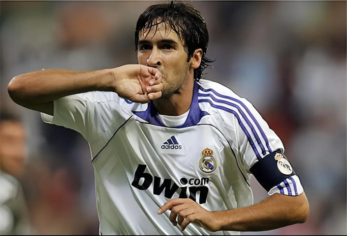 包含巴斯克斯：阿隆索在药厂证明过自己，相信他在皇马同样能做到的词条