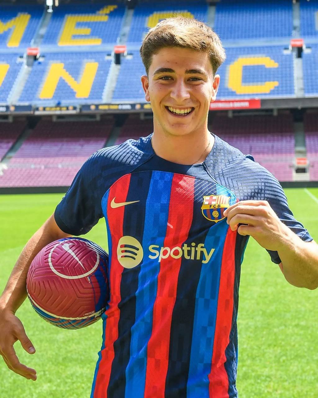 包含巴勃罗-托雷告别巴萨：在巴萨的经历永远不会忘记，感谢的词条