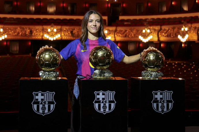 包含因世界杯在北美举行，巴萨明年很可能继续在亚洲进行季前赛的词条