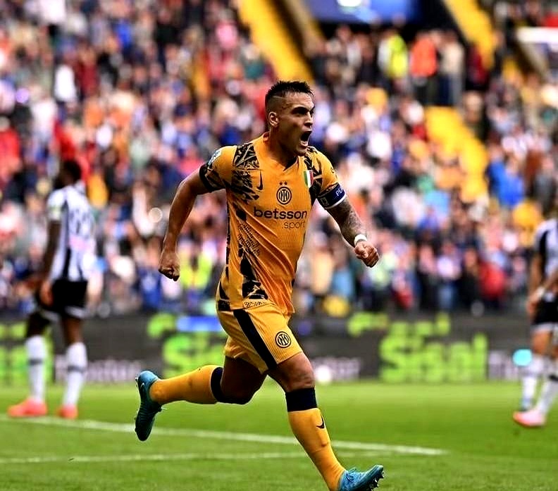 大巴黎首座欧冠奖杯今天将在王子公园球场展示的简单介绍