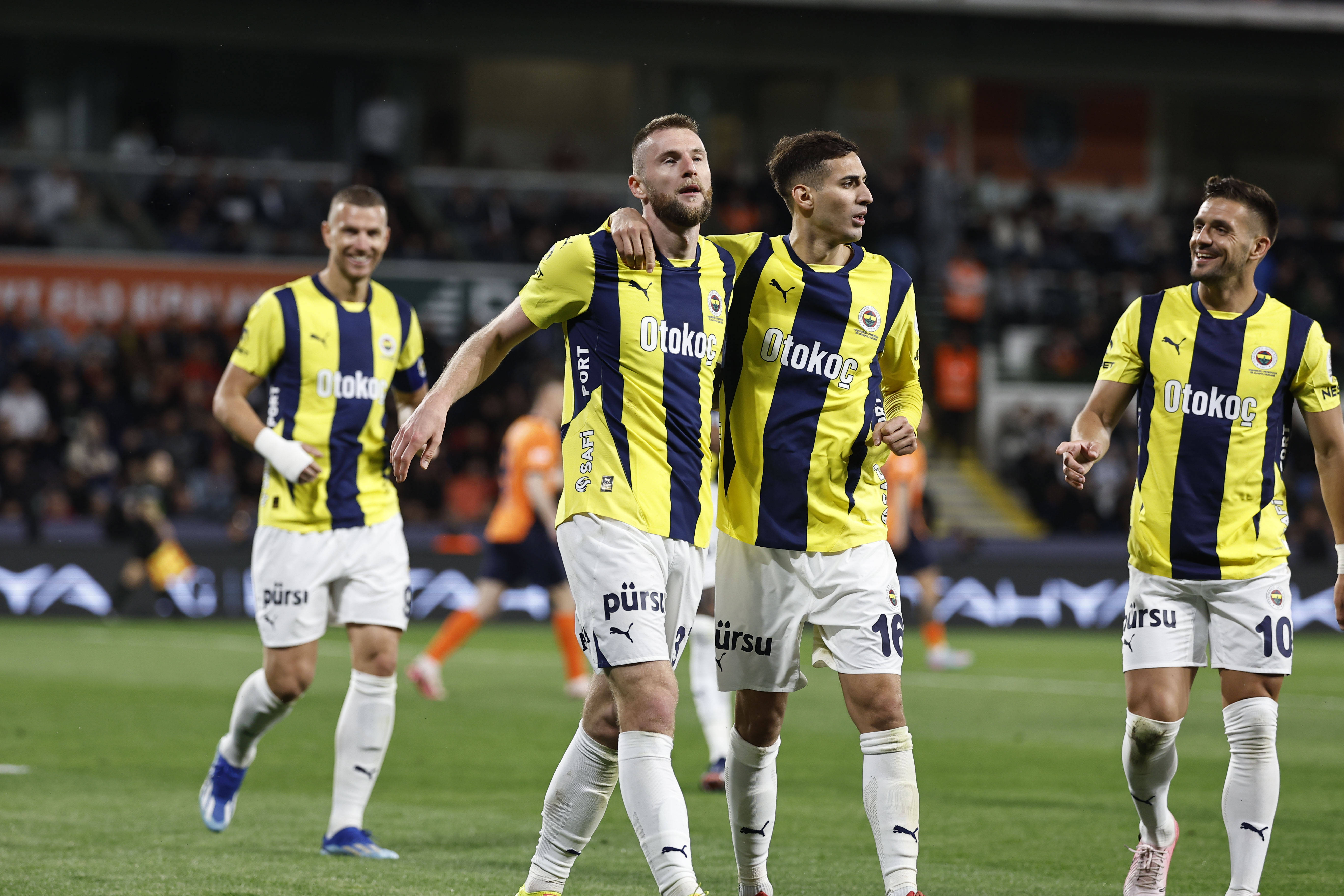 包含巴黎弃子→土超顶薪！什克1000万欧永久转会的词条