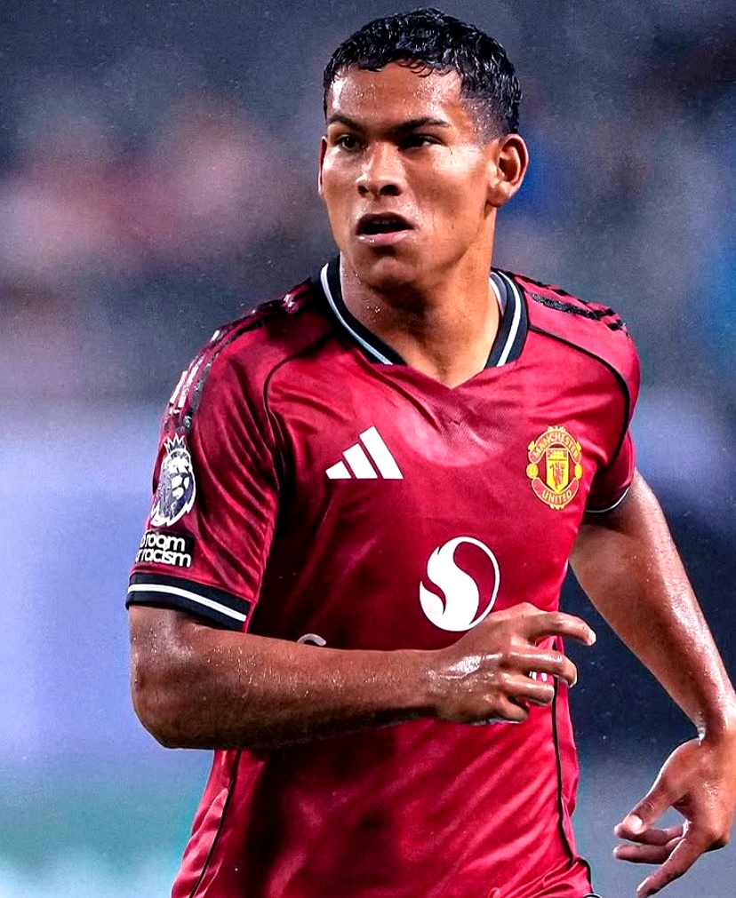 关于迭戈-莱昂在曼联将身披30号战袍的信息 关于迭戈-莱昂在曼联将身披30号战袍的信息