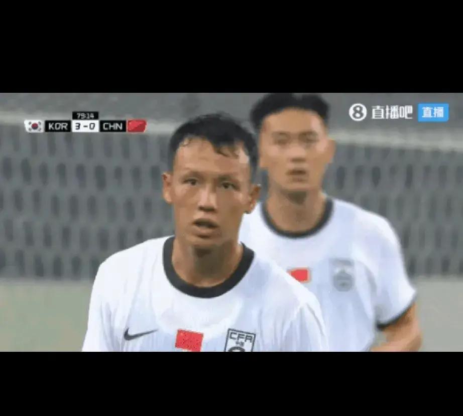 关于中国香港球员陈晋一已返回申花队无缘东亚杯对阵国足的信息