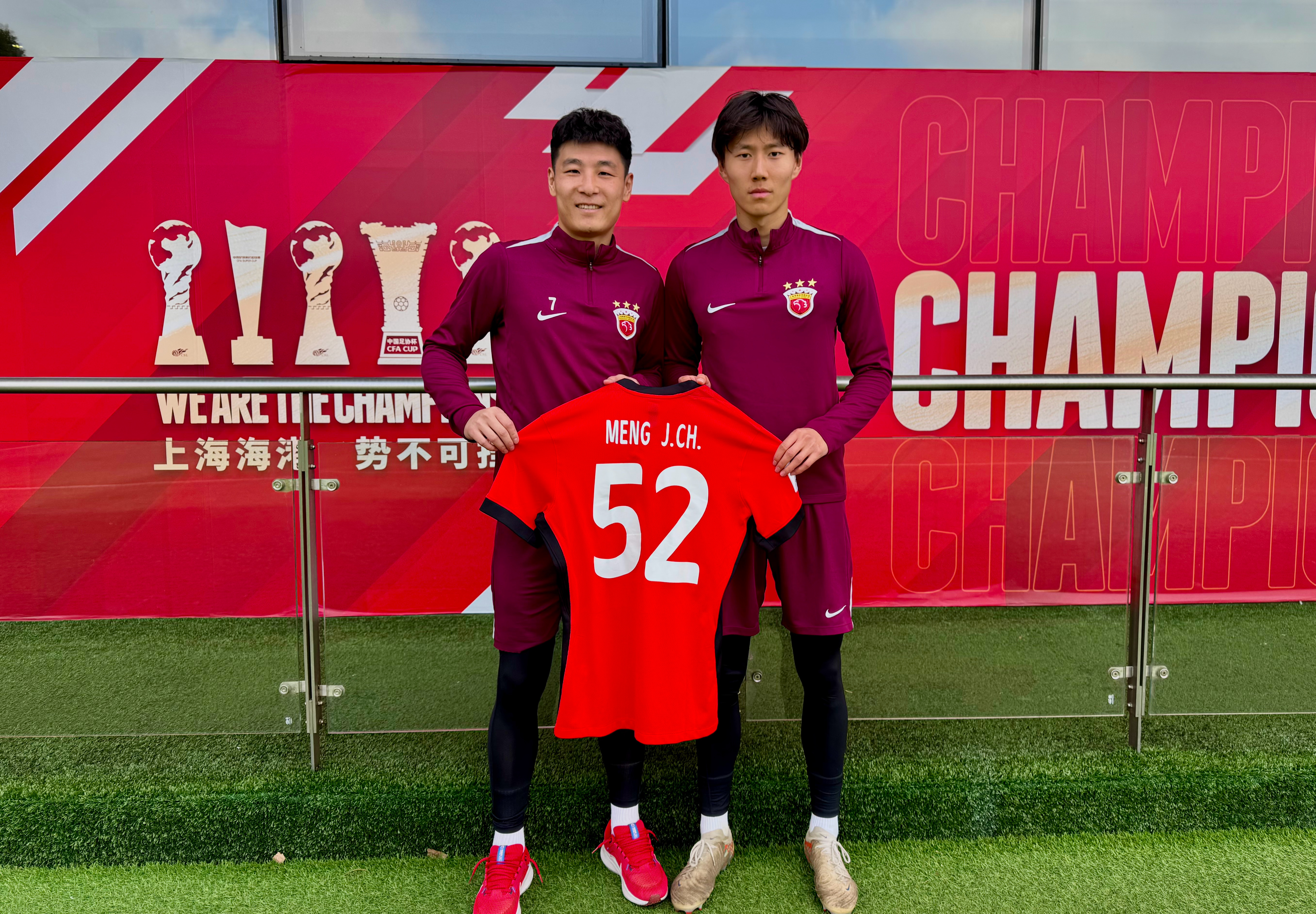 关于上港锋线迎来重磅新援！锁定前中甲金靴、曾获赛季MVP，武磊留队无忧的信息