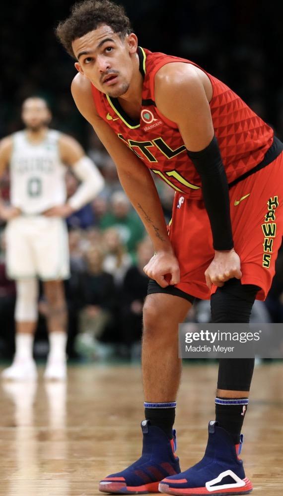 包含特雷-杨：我亲自联系了沃克&肯纳德，他俩能让球队变得更好的词条