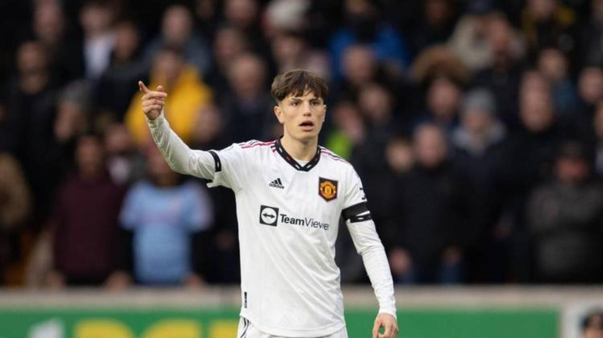 关于桑乔准备降薪离队了；切尔西为加纳乔估值3000万-3500万镑，曼联要价超5000万镑的信息