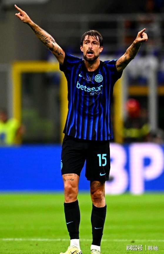 包含马特拉齐：尽管齐沃在意甲的经验尚浅，但我认为这已经足够的词条