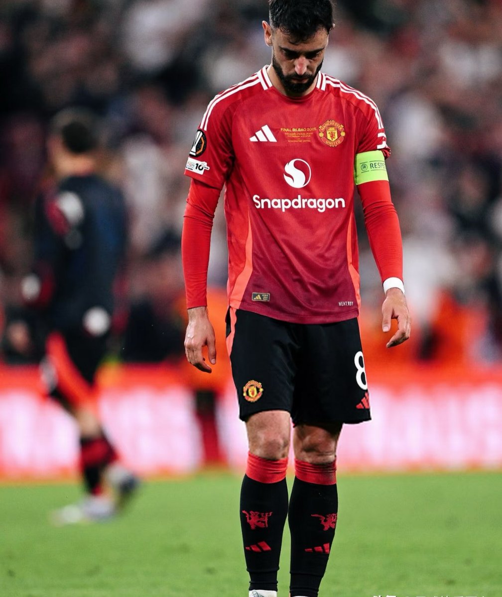 包含曼联笑了巴萨愁了？留下他得花4000万加高薪，吃得消吗？的词条