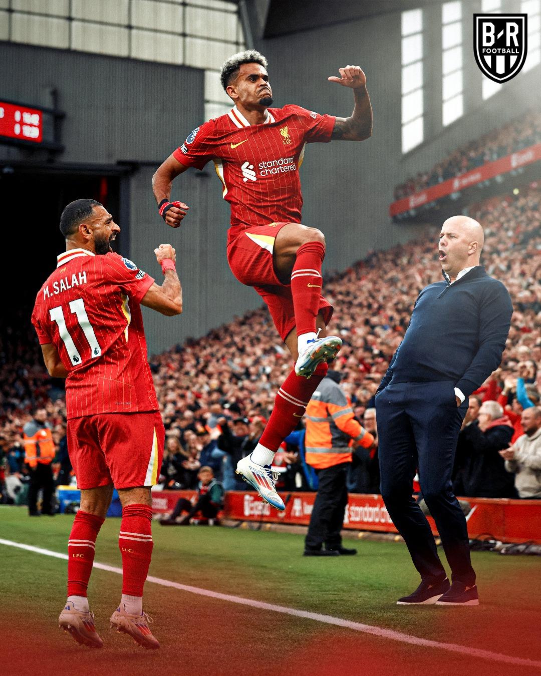 包含英超第19轮焦点战：布伦特福德主场迎战热刺，谁能保持连胜势头？的词条