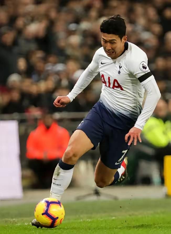 孙兴慜告别热刺！低价转会美职联，球迷怒斥队长转会的不公！的简单介绍