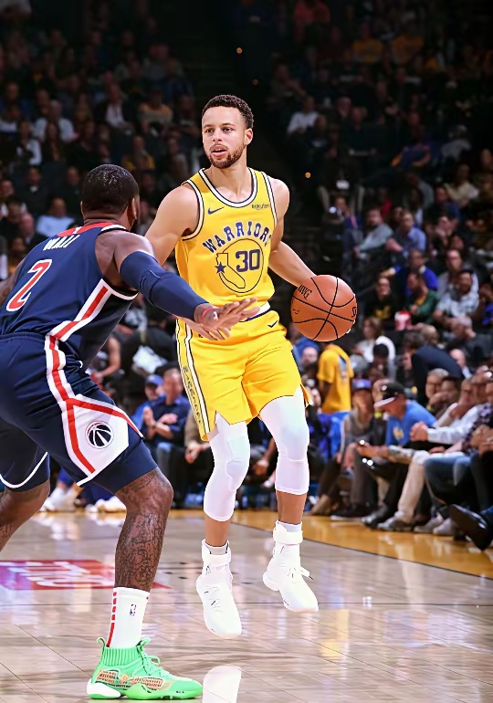 包含勇士盯上小波特！美媒晒3方交易方案：卖库明加+首轮签打造4巨头的词条