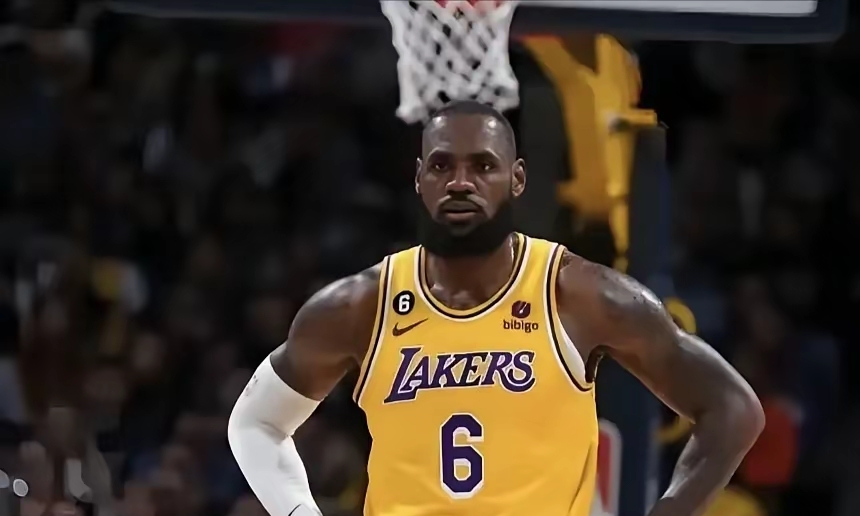 美媒评21世纪各年最强球员：詹姆斯8年科比3年的简单介绍