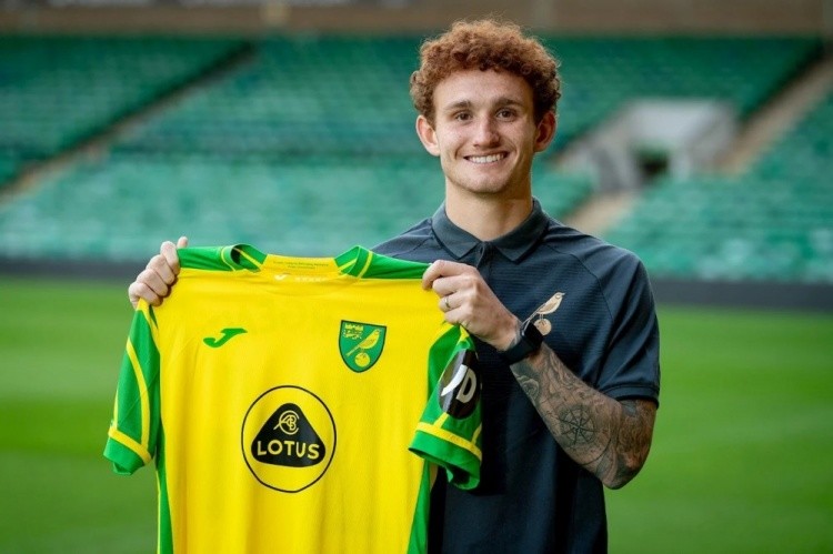 关于沃尔夫斯堡与诺维奇前锋萨尔根特达成口的信息