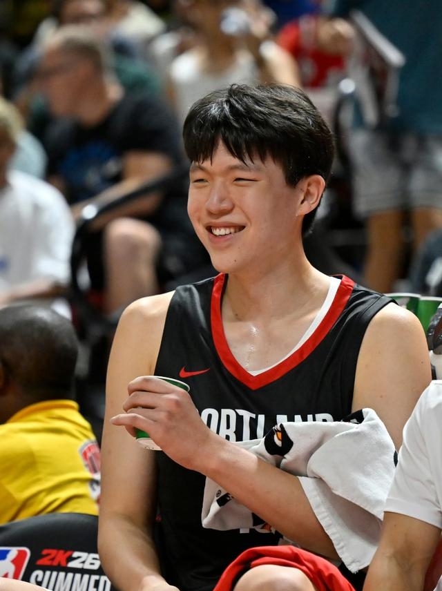 关于杨瀚森下赛季场均8+5左右他像青岛长大的大小加索尔的信息