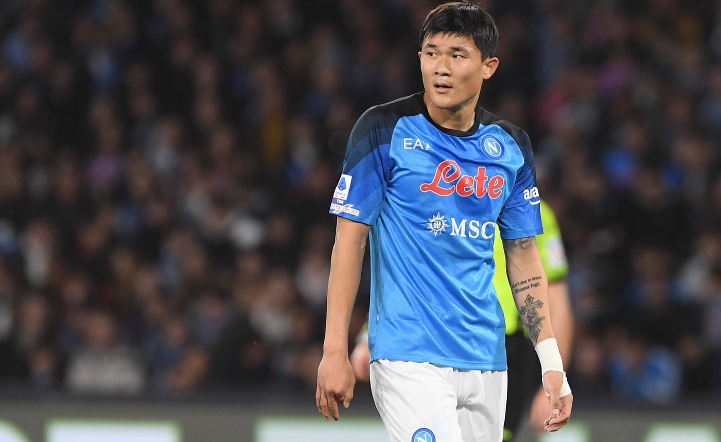 德天空：金玟哉拒绝冬窗转会，他决心留在拜仁至的简单介绍