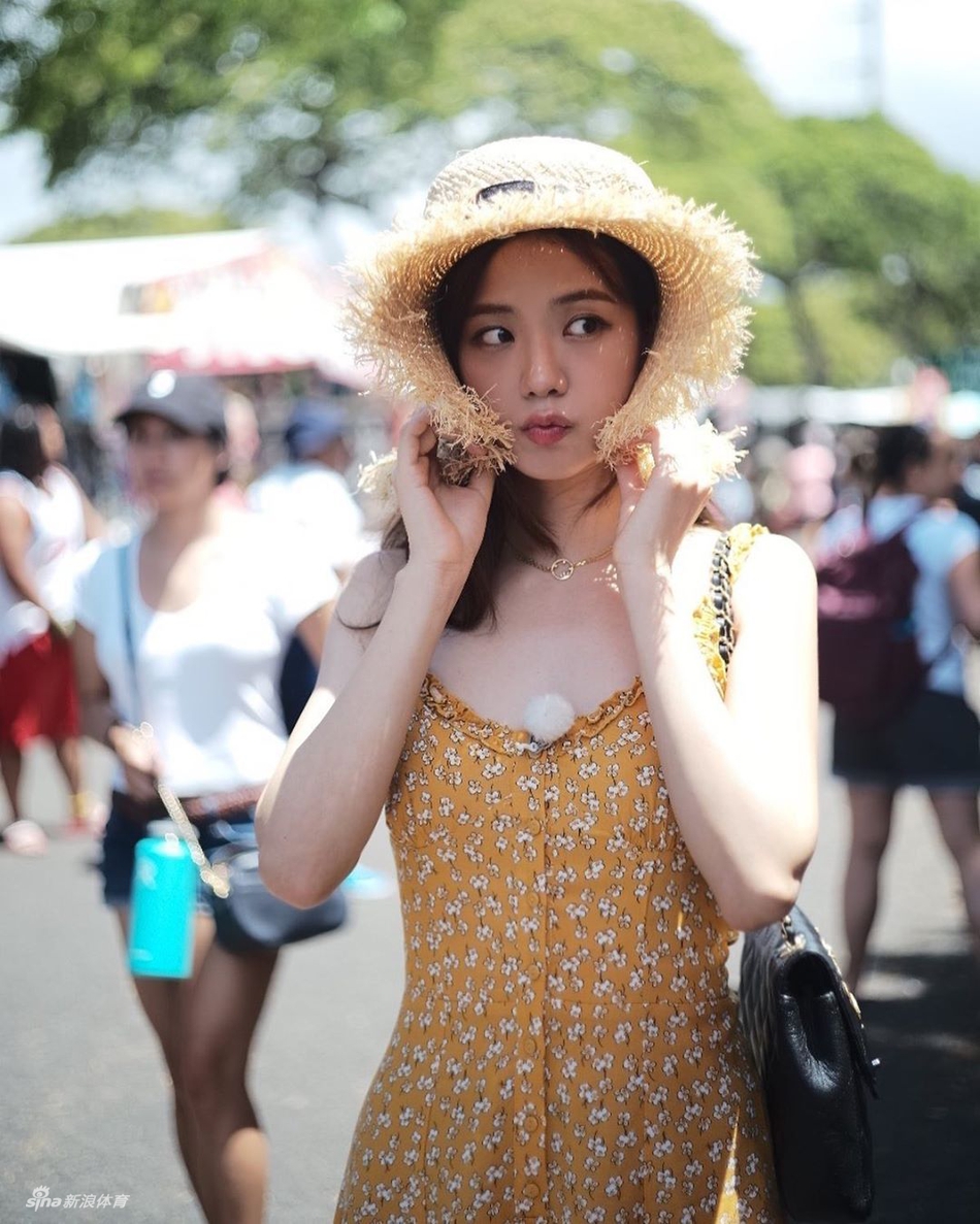 包含广州啦啦队分享日常：你笑的样子融化了我的心的词条