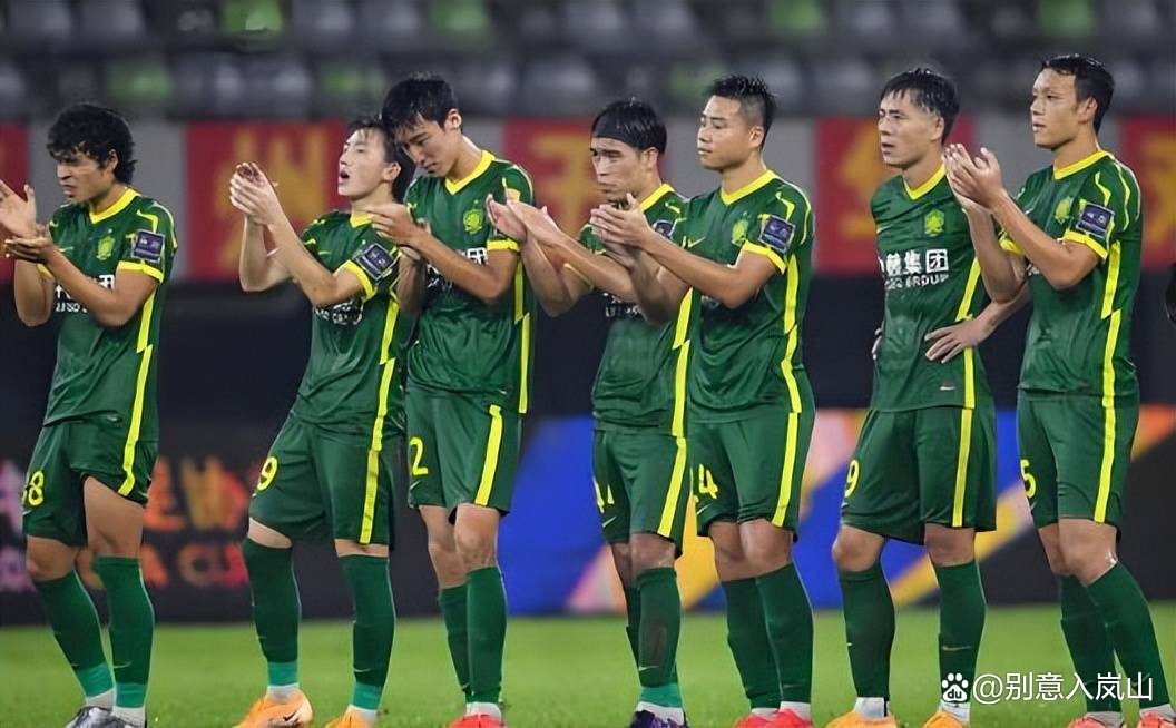 包含喜讯！54岁的新高洪波重返中国足坛执教，新东家已官宣他加盟的词条