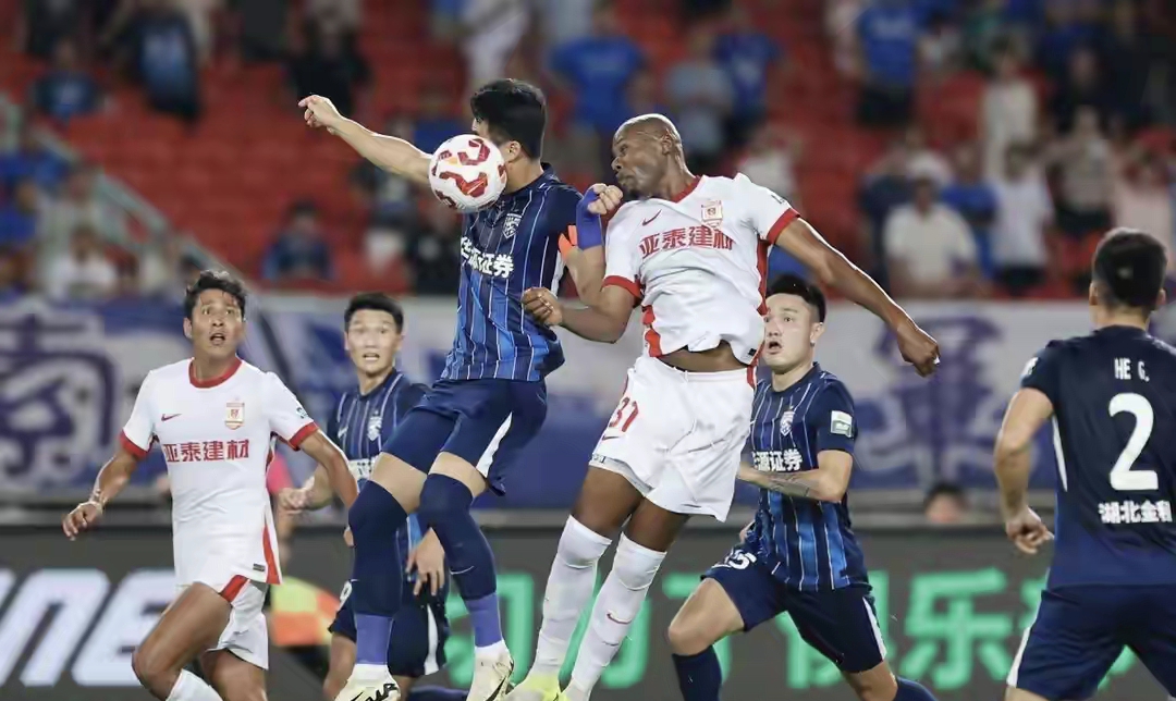 关于合同未到期!韩国后卫朴志洙告别武汉三镇,下一站或影响中超格局的信息 关于合同未到期!韩国后卫朴志洙告别武汉三镇,下一站或影响中超格局的信息