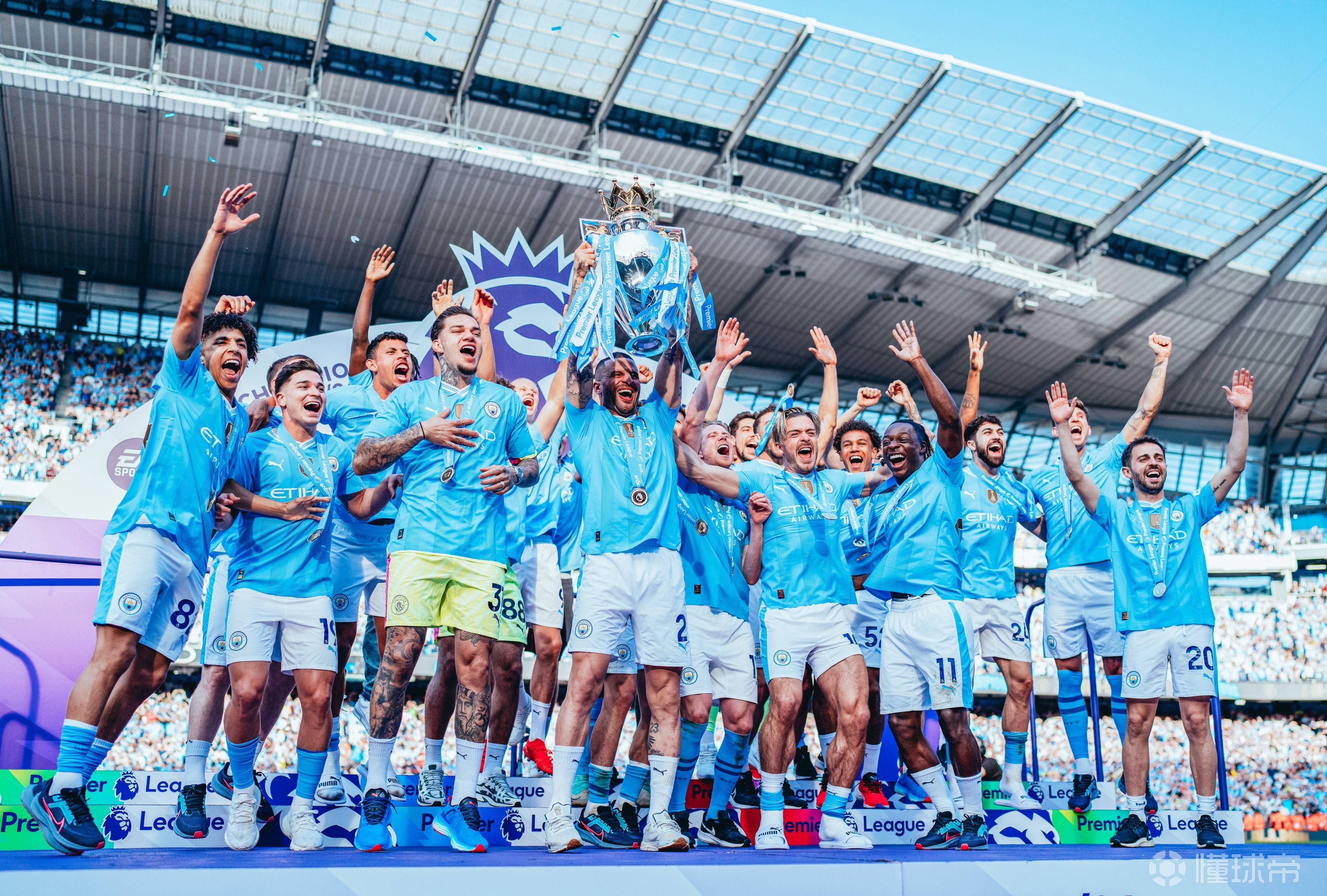 关于曼城主场扩建完成容量突破6万人的信息 关于曼城主场扩建完成容量突破6万人的信息