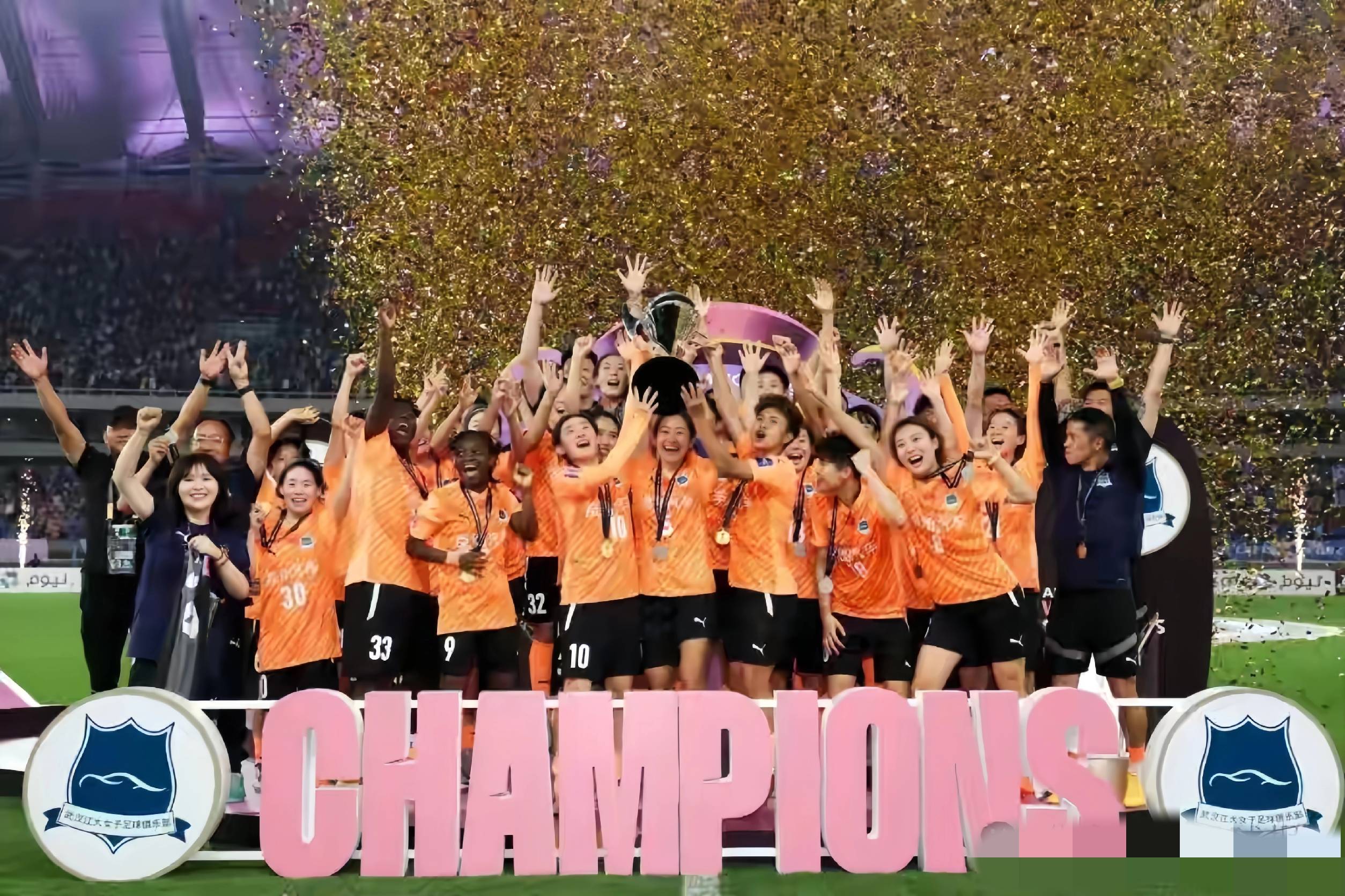 关于3-1！中国女足太强，冲击东亚冠军，宋凯督战，直播引热议的信息