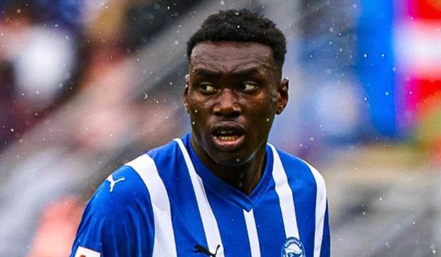 包含来了，切尔西！19岁荷兰天才后卫加盟，转会费4300万欧签7年的词条