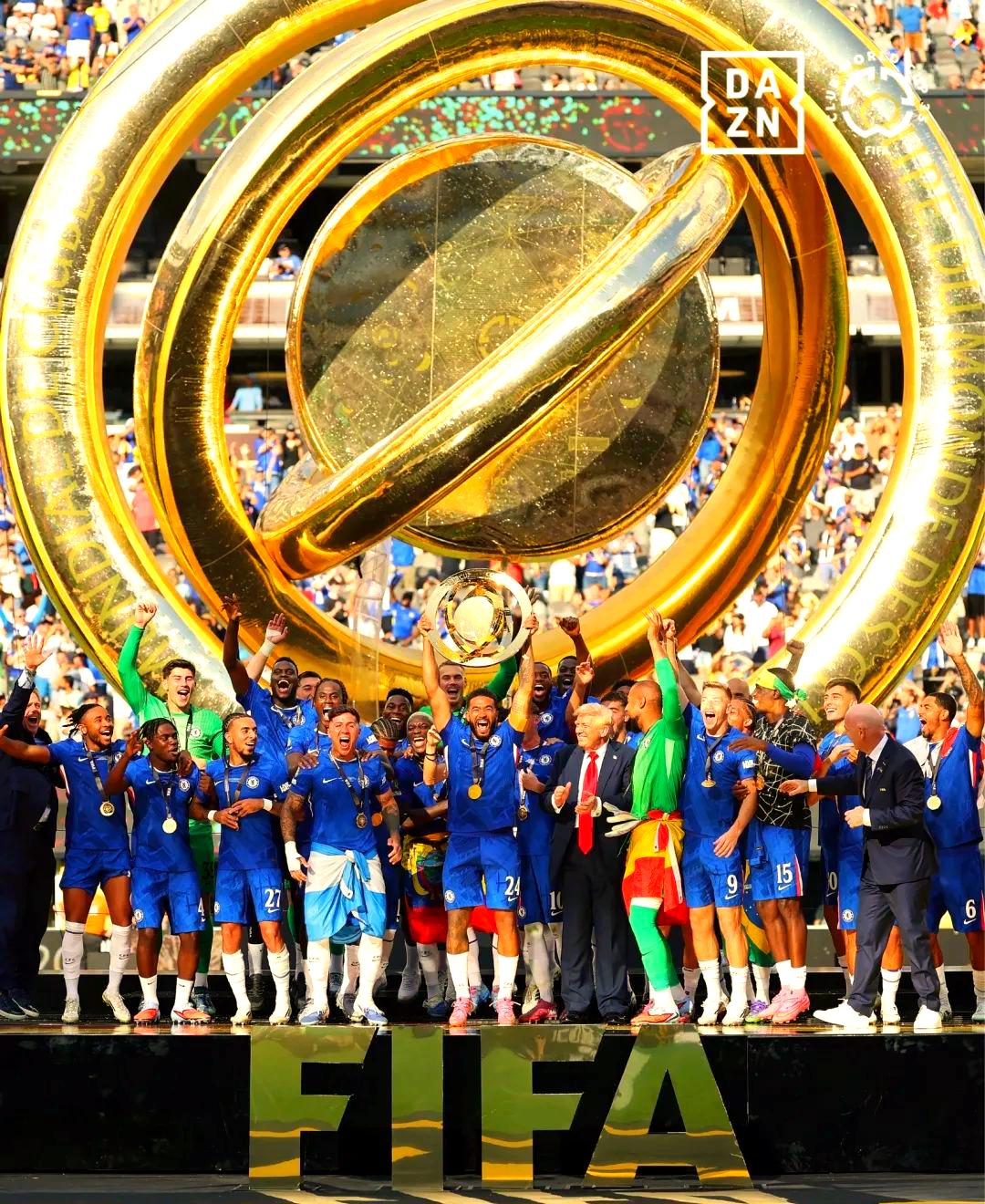 包含世俱杯-帕尔默2射1传佩德罗破门切尔西3-0巴黎夺冠军的词条