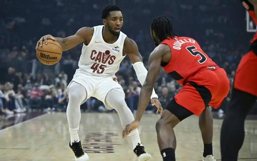 关于巴恩斯送出50次抢断55次盖帽，本赛季首位抢断+盖帽破百球员的信息  第2张