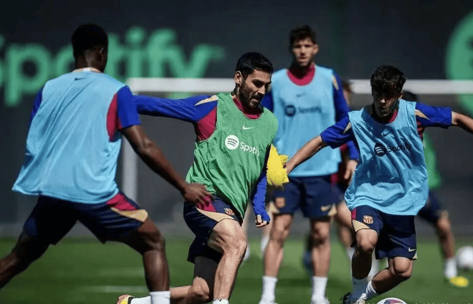 包含西甲综合：“加泰罗尼亚德比”巴萨客胜西班牙人的词条