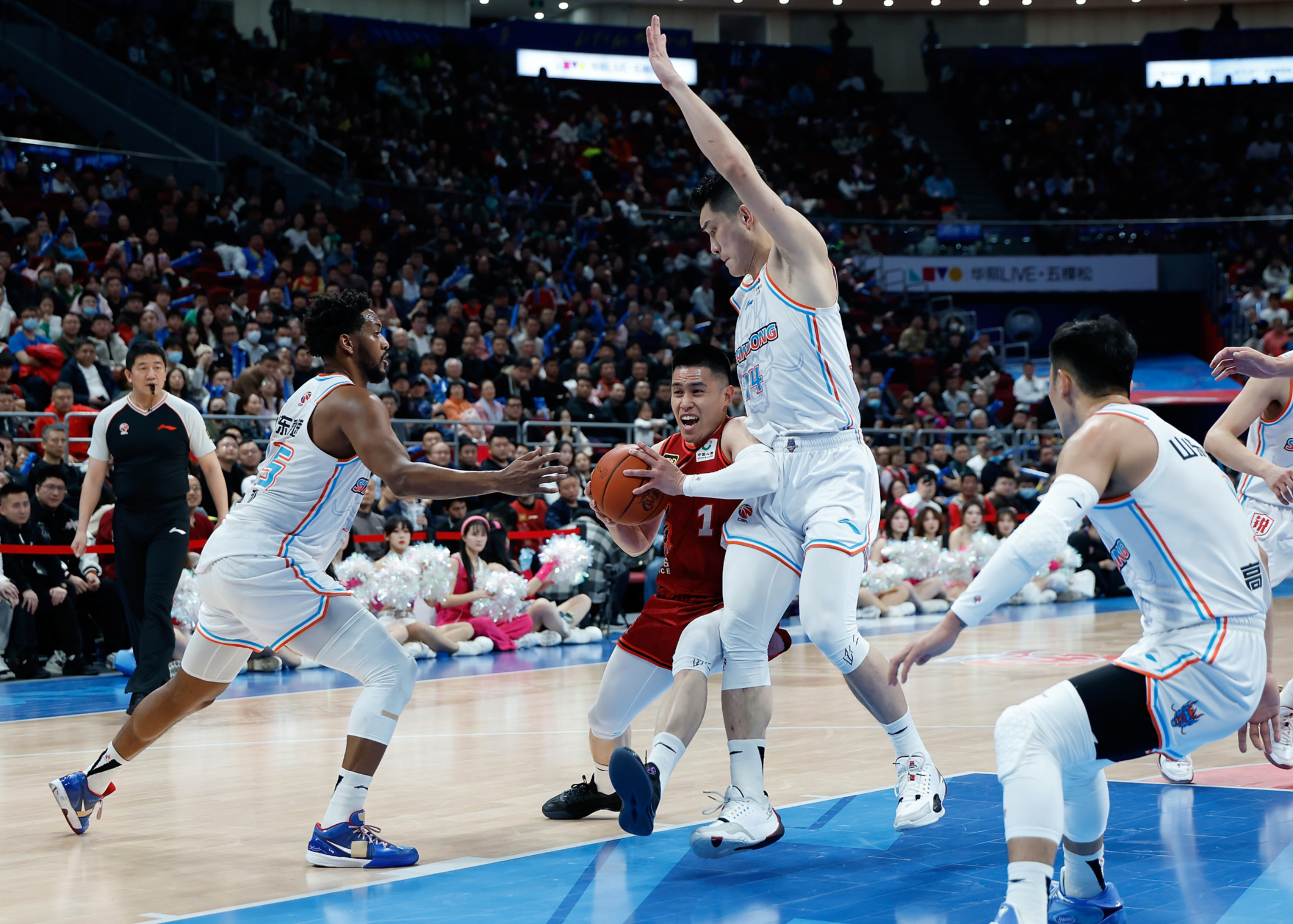 豪取17分17篮板6盖帽,勇士二队内线新援展现极强场上统治力的简单介绍 豪取17分17篮板6盖帽,勇士二队内线新援展现极强场上统治力的简单介绍