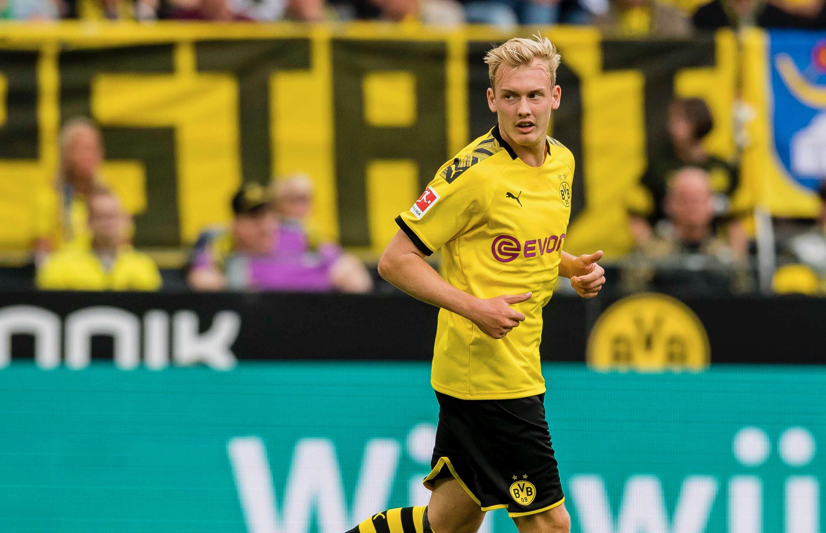 足球球料：2025/26赛季德甲联赛半程射手榜：哈里・凯恩、塞尔胡・吉拉西领衔众锋霸的简单介绍