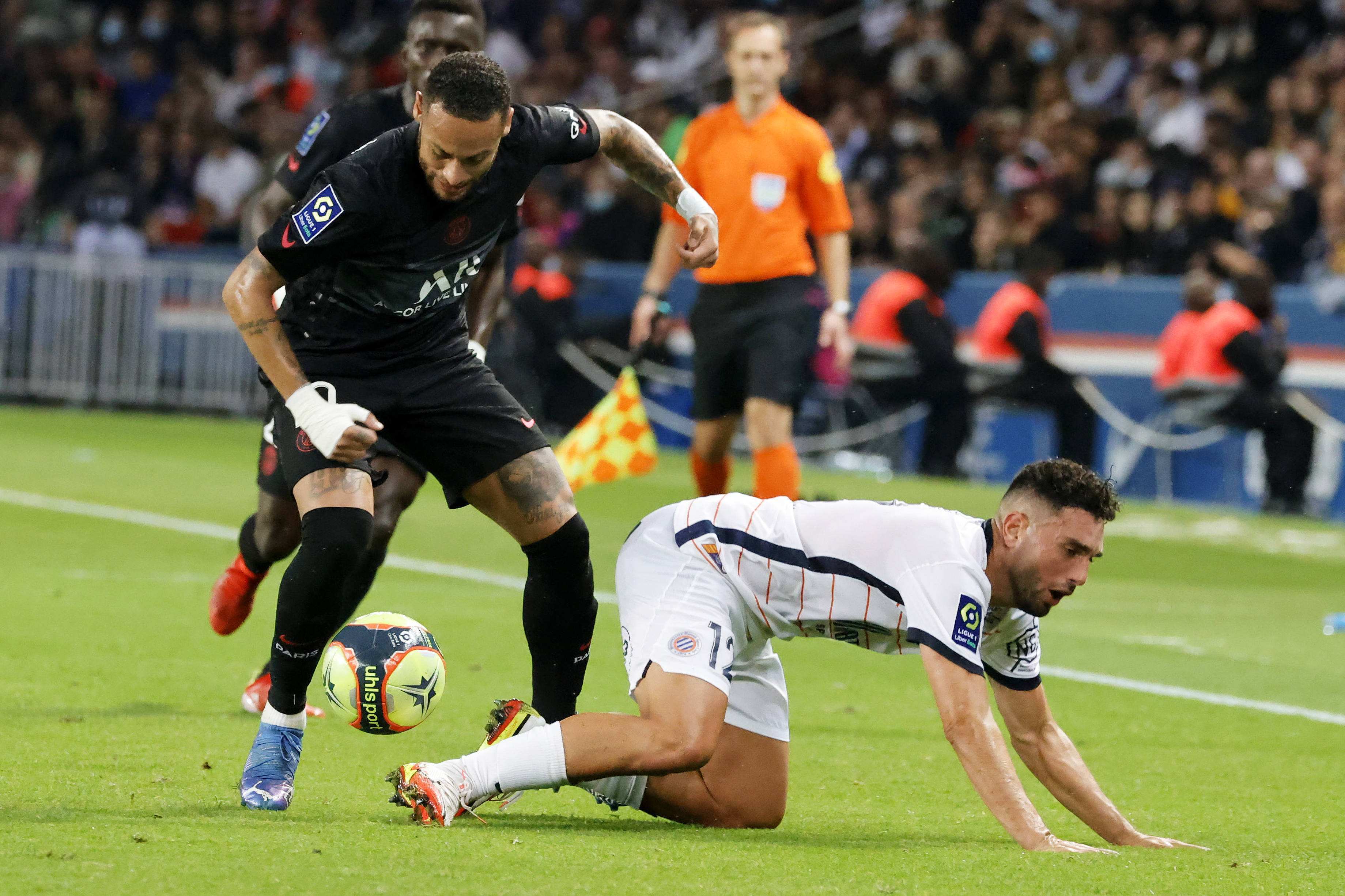 关于17场1球斑马射手状态极其低迷，曾经的豪门猎物，这赛季怎么了的信息