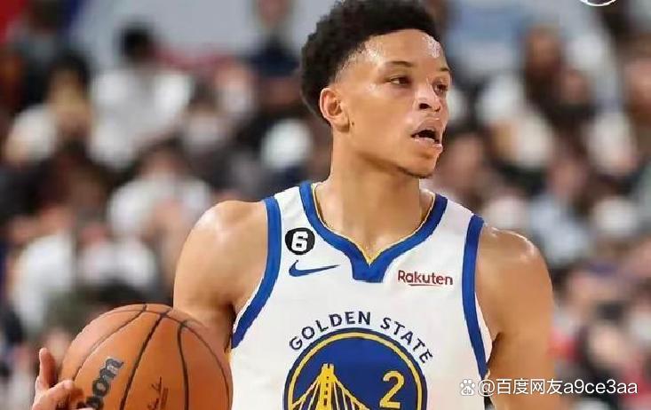 包含罗林斯三分追进，雄鹿投进6记三分&目前已领先国王两位数的词条