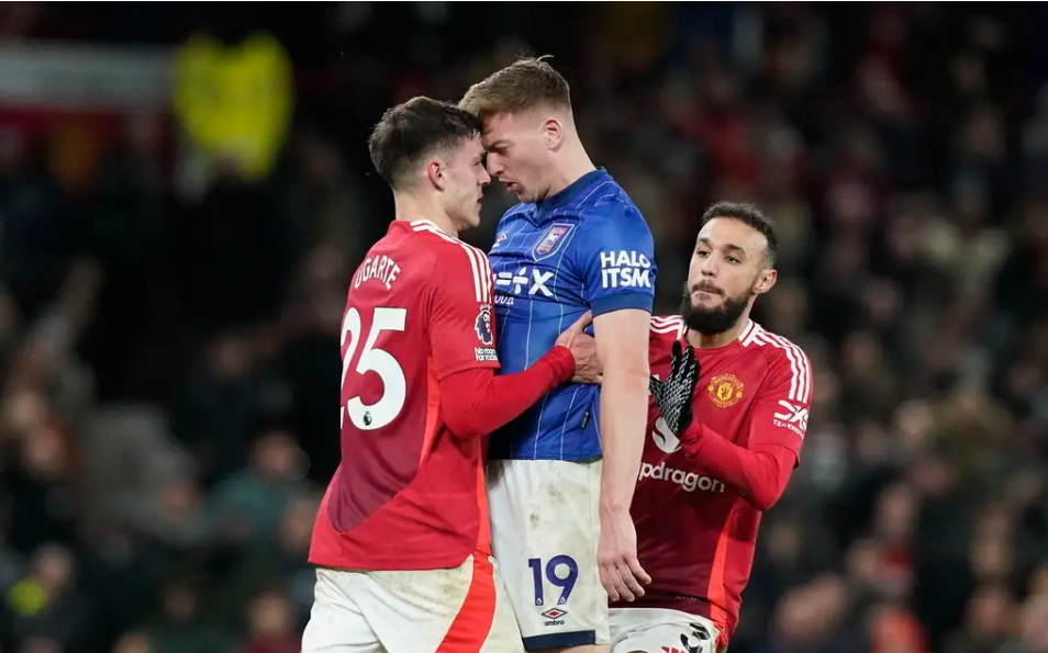 曼联迎战狼队,红魔能否延续胜绩 曼联迎战狼队,红魔能否延续胜绩