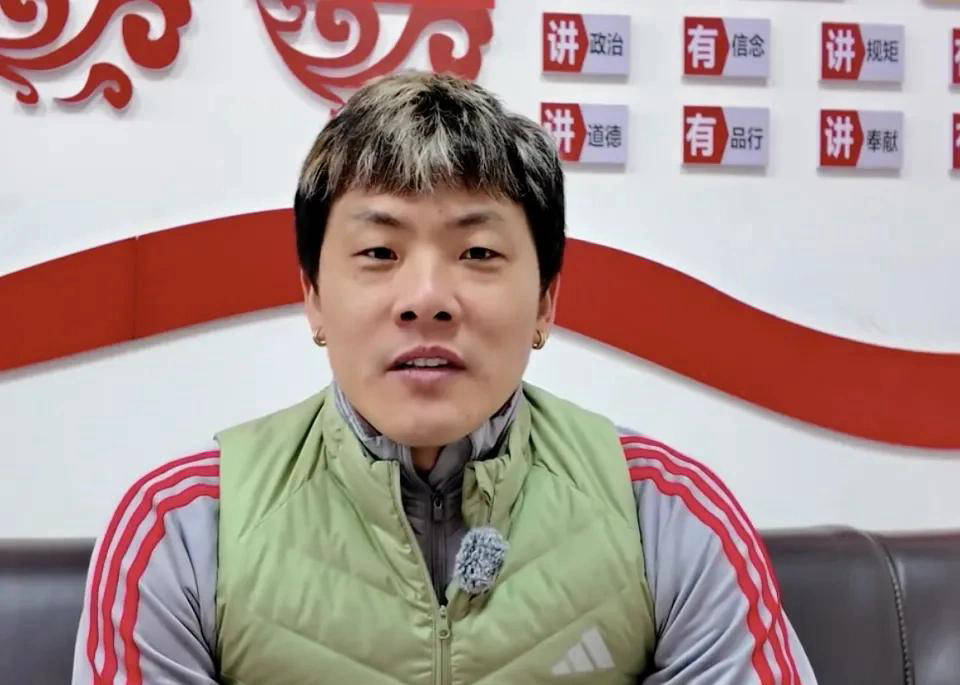 关于3老将留俩,王大雷回应落选国足:点名刘殿座的信息 关于3老将留俩,王大雷回应落选国足:点名刘殿座的信息