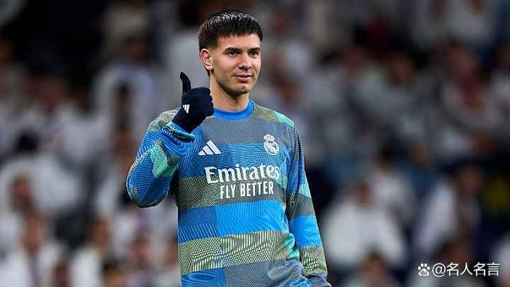 关于1-1，24岁日本球星闪耀西甲：精确制导，助第17逼平第4+3场不败的信息