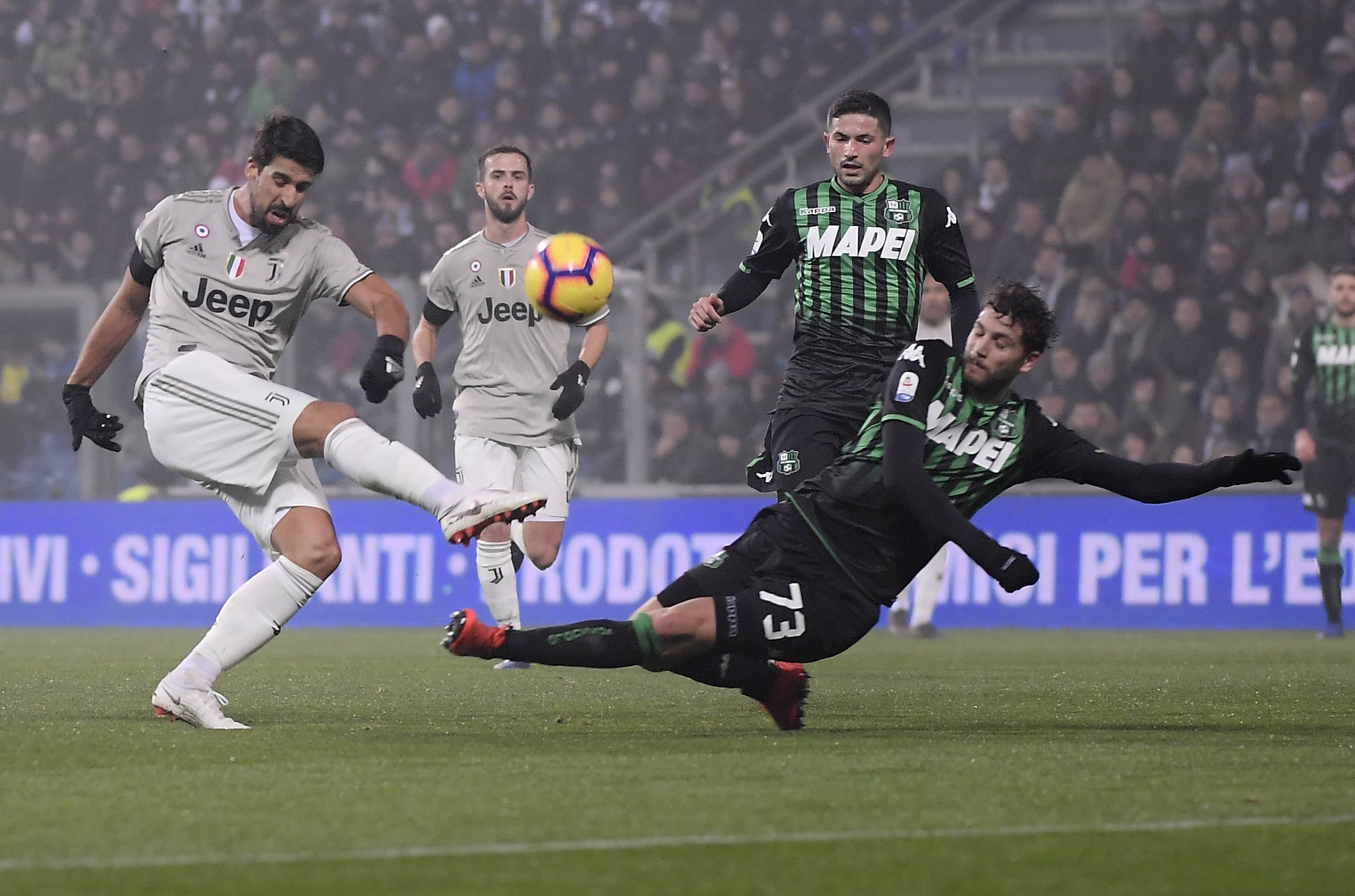 意甲综合：尤文战平莱切亚特兰大胜罗马的简单介绍