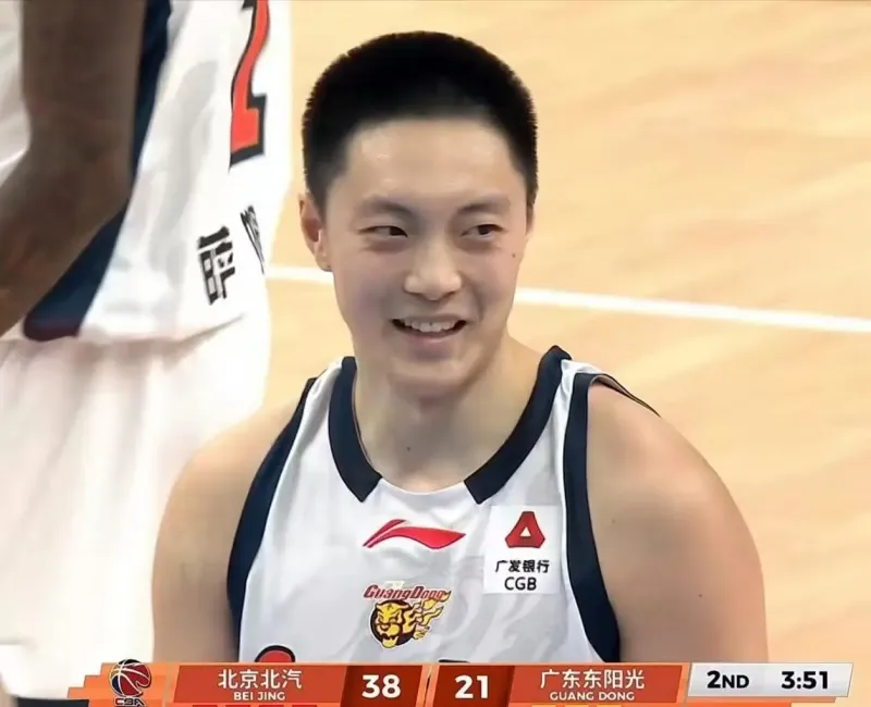 关于组图：CBA广东客场击败北控胡明轩封盖对手的信息