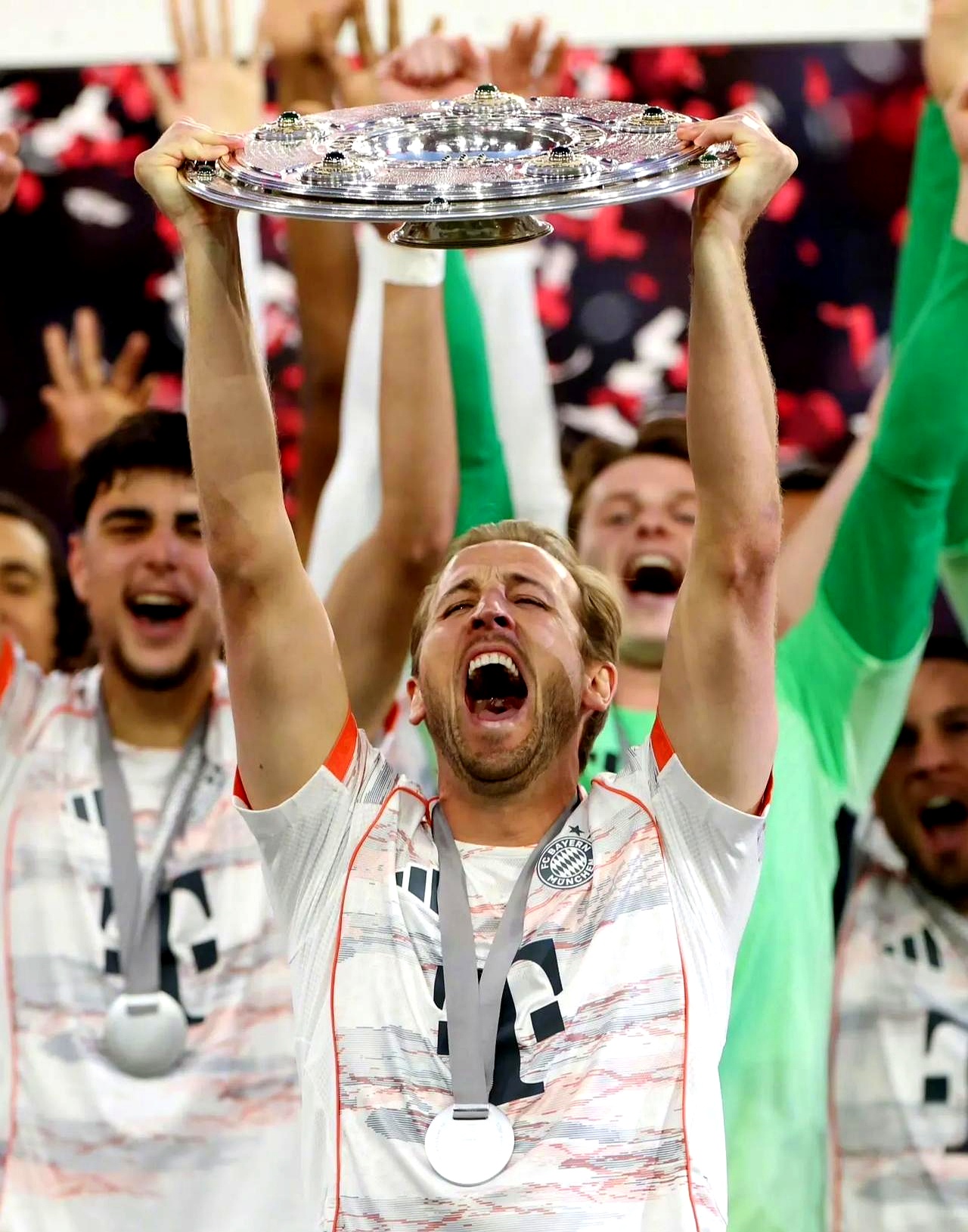 穆勒：拜仁在德甲牢牢把握局面，这个赛季一切皆有可能的简单介绍