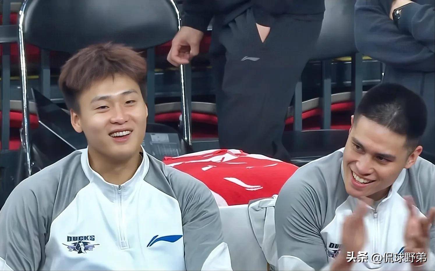 赵睿为何没有出战？许利民：受到了一些伤病的困扰的简单介绍