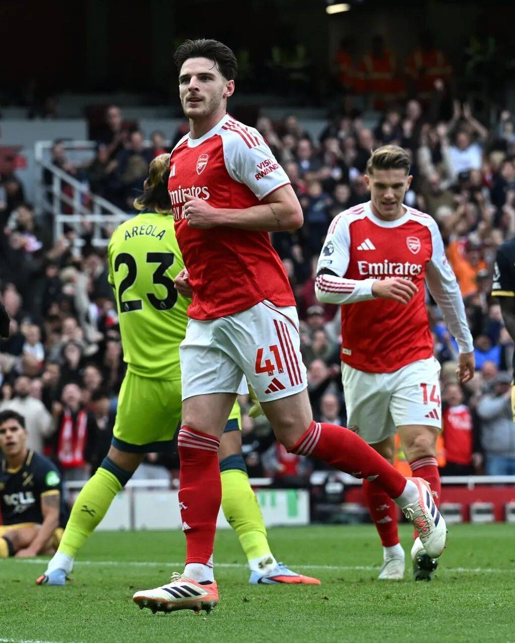 厄德高点球破门,阿森纳3-2纽卡斯尔的简单介绍 厄德高点球破门,阿森纳3-2纽卡斯尔的简单介绍