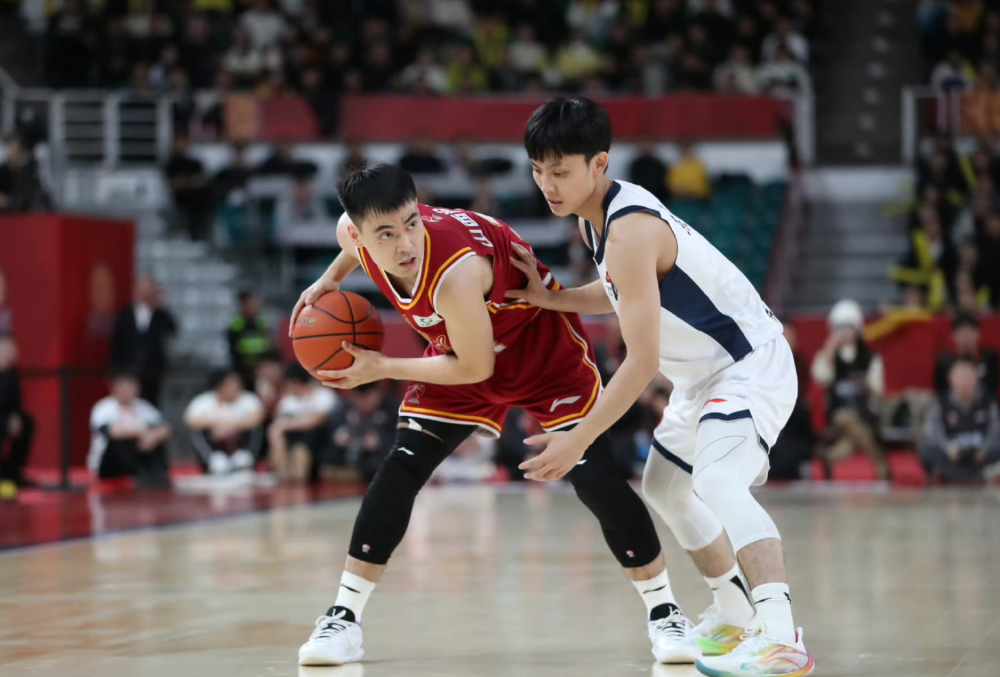 萨姆纳38分萨林杰27+10+6广东客场险胜北控的简单介绍 萨姆纳38分萨林杰27+10+6广东客场险胜北控的简单介绍